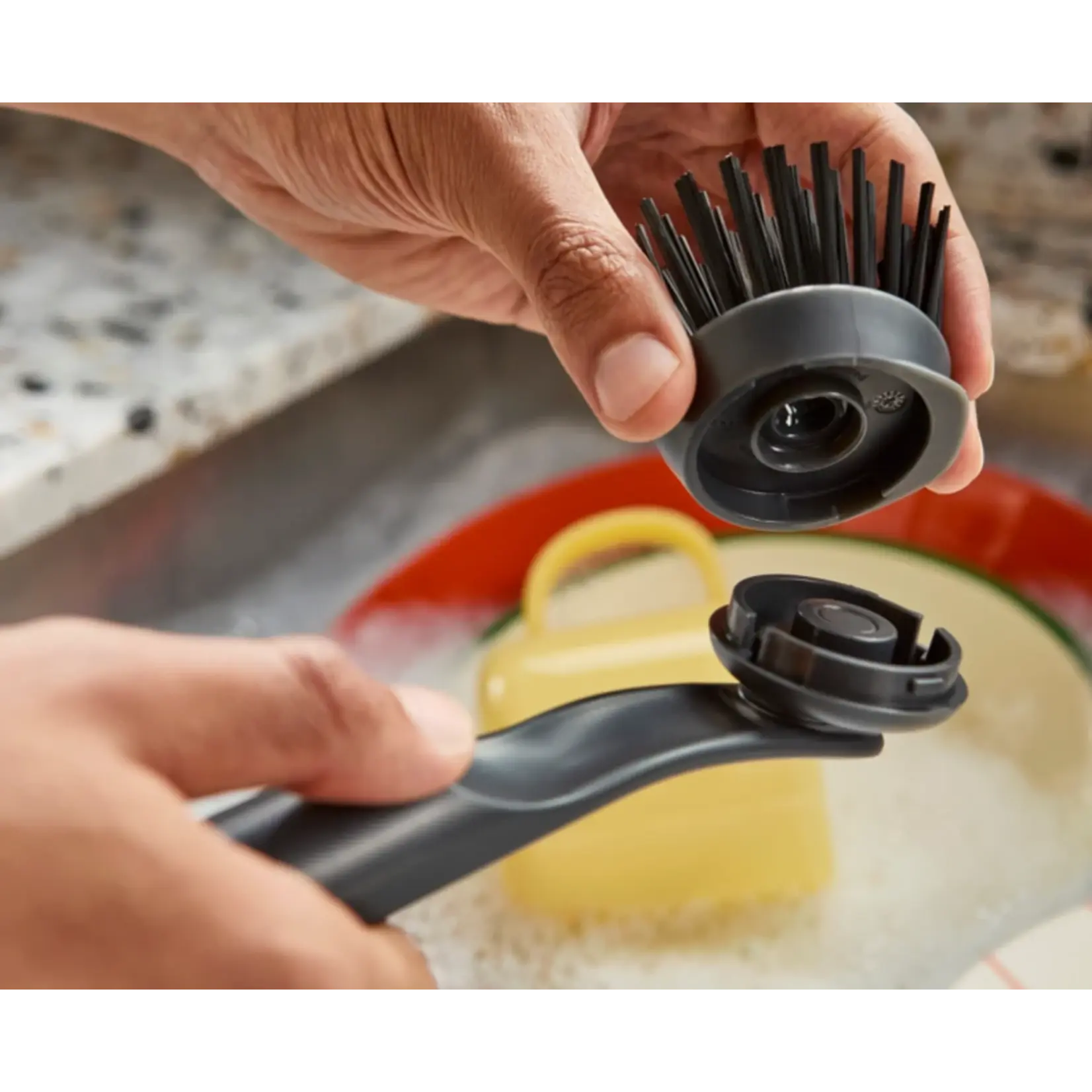 FULL CIRCLE JOSEPH JOSEPH SINKTECH Dish Brush