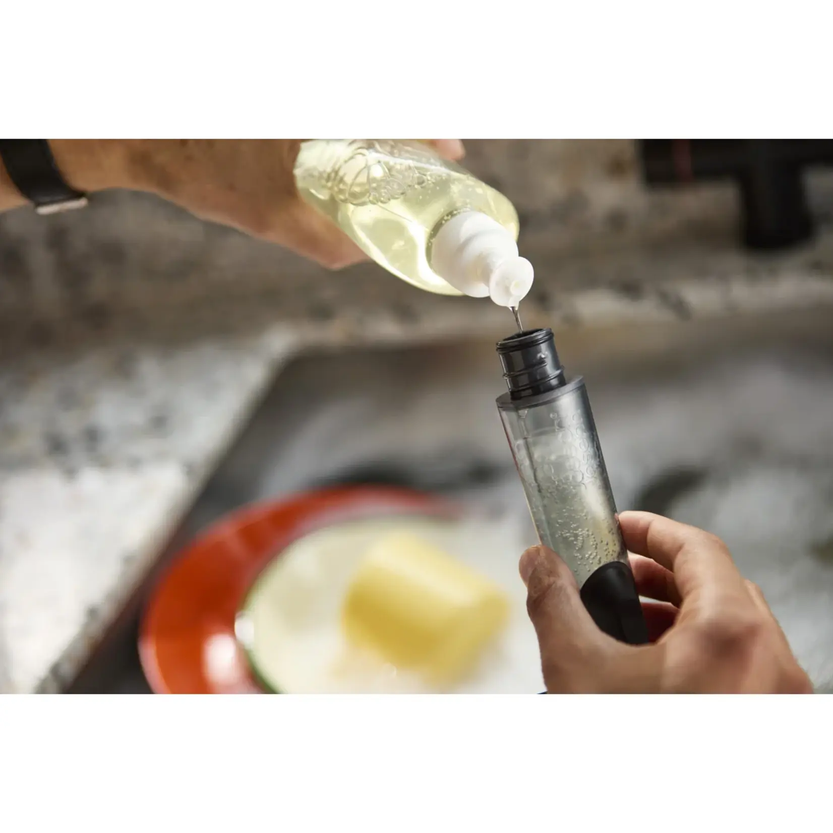 JOSEPH JOSEPH JOSEPH JOSEPH SINKTECH Soap Dispensing Dish Brush