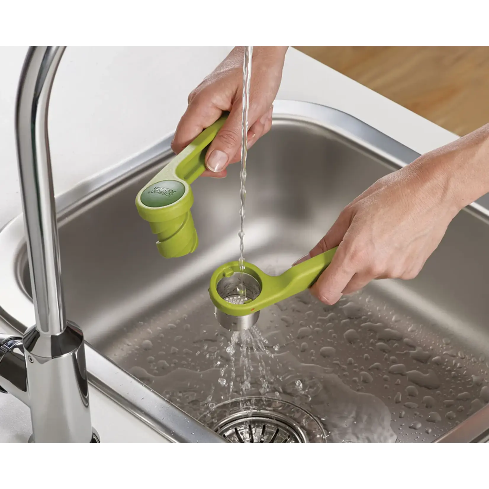 JOSEPH JOSEPH JOSEPH JOSEPH Helix Garlic Press - Green