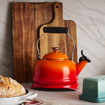 LE CREUSET LE CREUSET Classic Whistling Kettle 1.6L