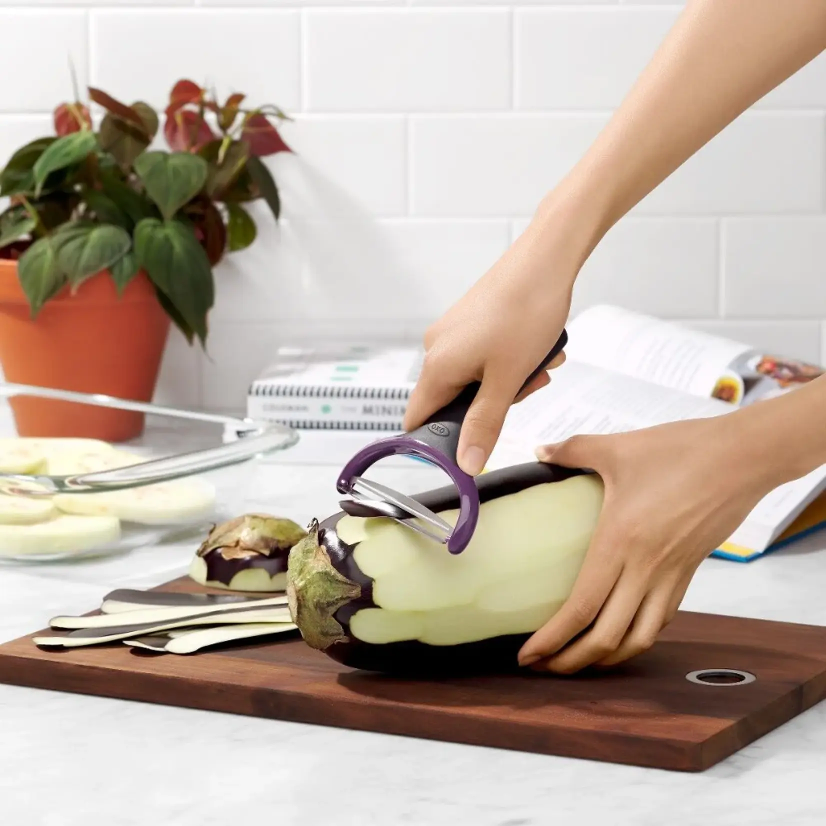 OXO OXO Large Vegetable Peeler