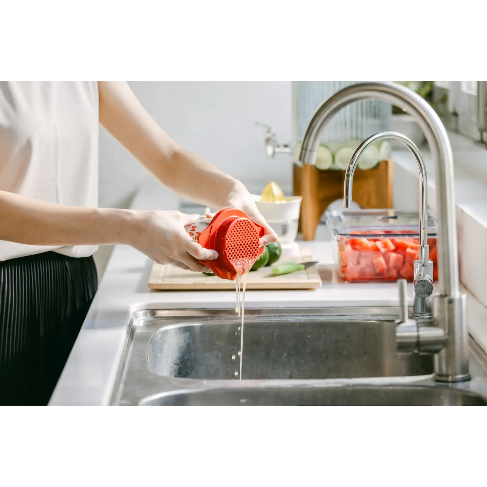 PORT STYLE PREPARA Can Strainer