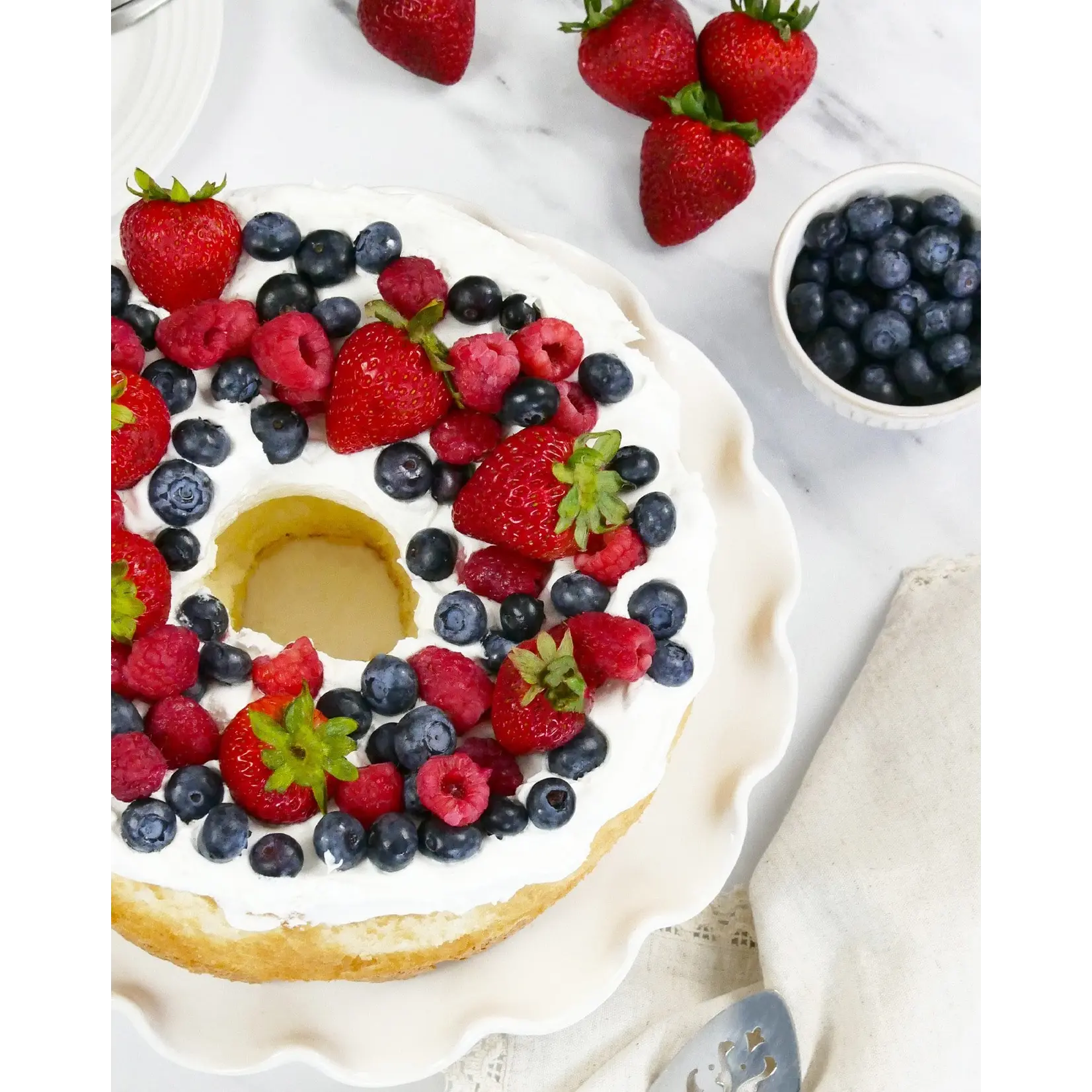 USA PAN USA PAN Angel Food Cake Pan w/Removable Bottom