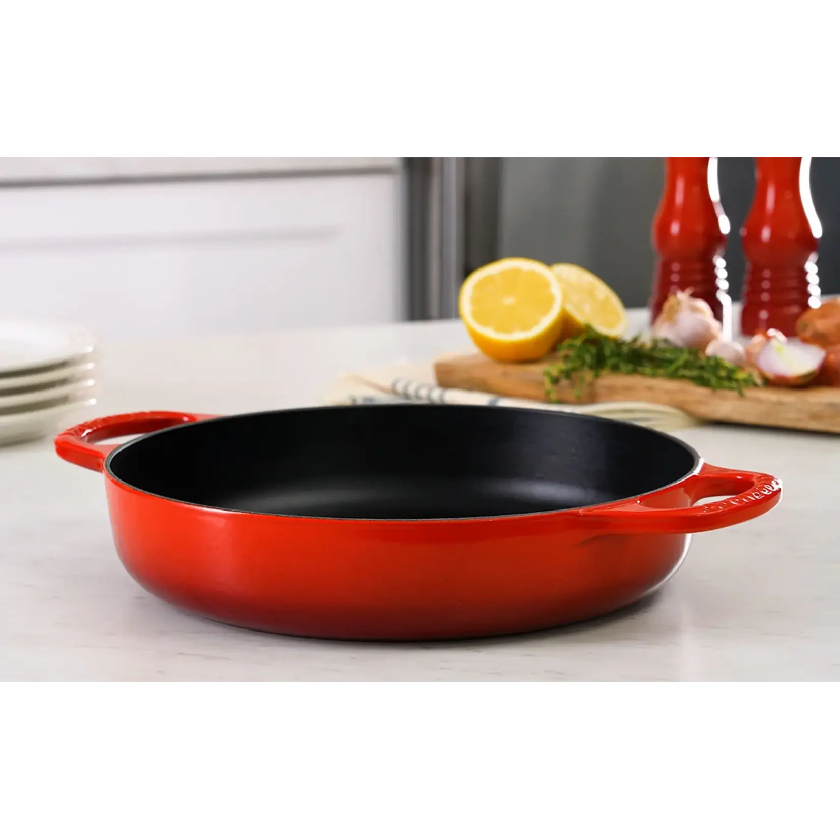 LE CREUSET LE CREUSET Everyday Pan 28cm - Cherry