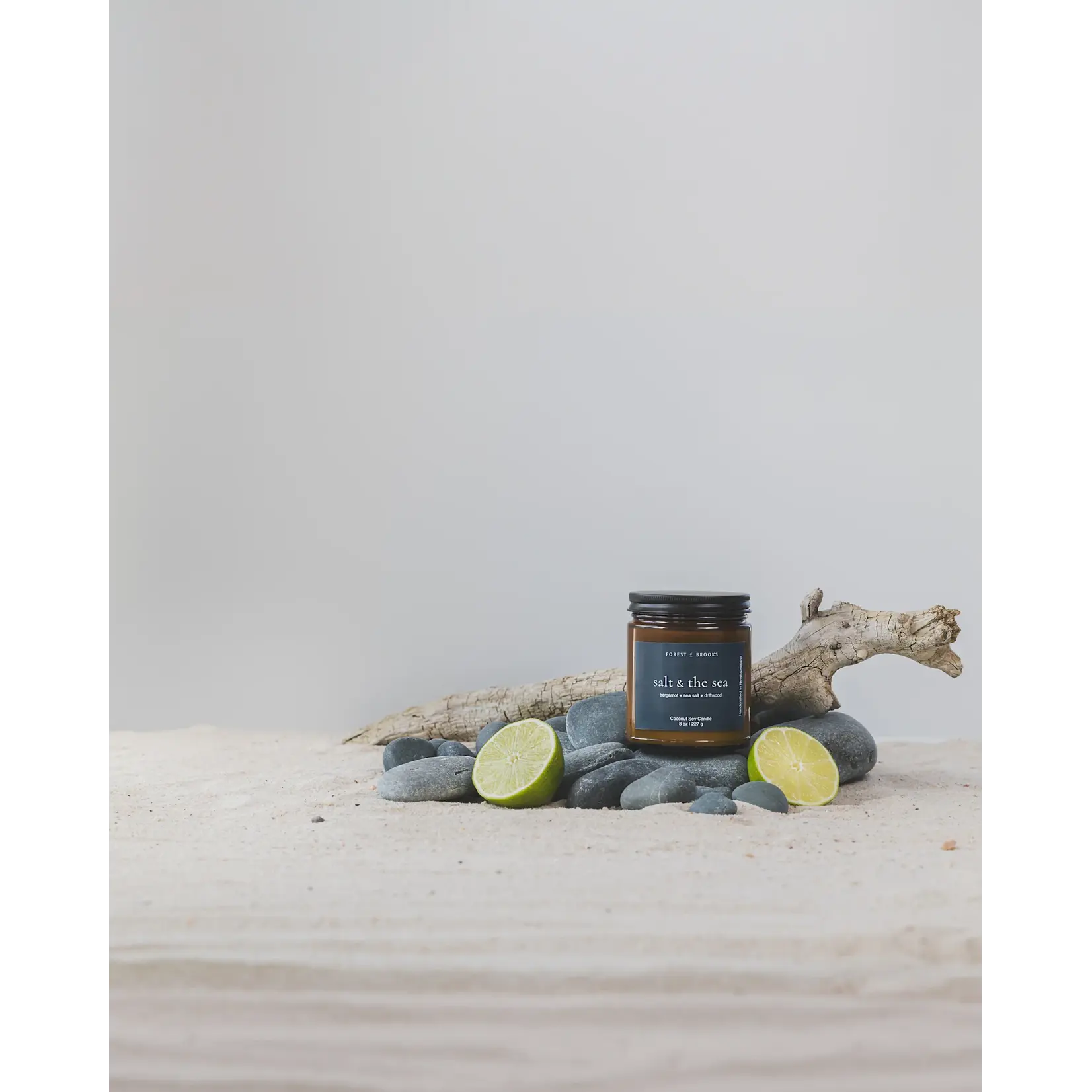 FOREST & BROOKS FOREST & BROOKS Salt & The Sea - Wooden Wick 8oz Candle