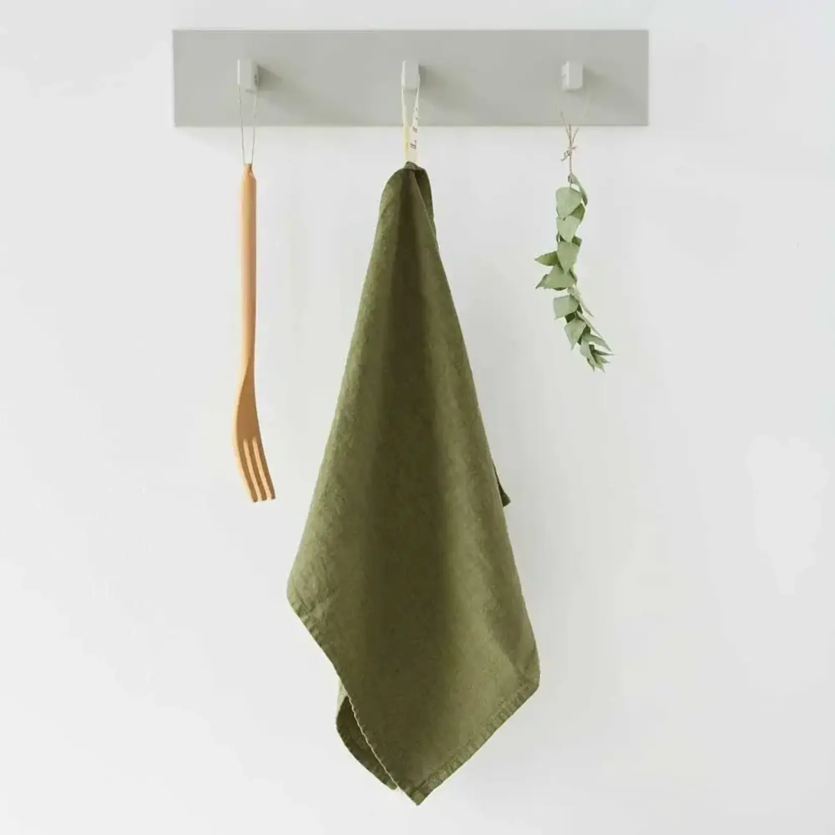 LINEN TALES LINEN TALES Tea Towel - Martini Olive