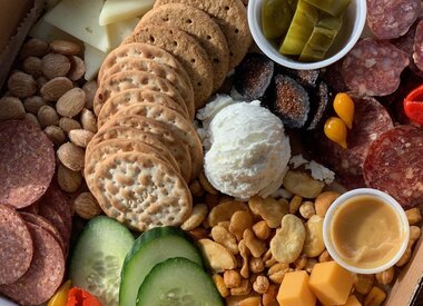 Conservas & Other Snacks