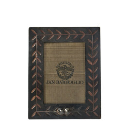 Laurel Engraved Frame, 5 x 7