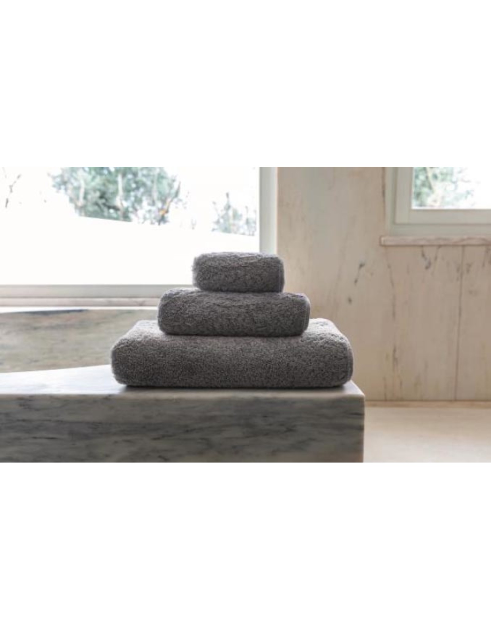 Egoist White Bath Towel 28 x 55