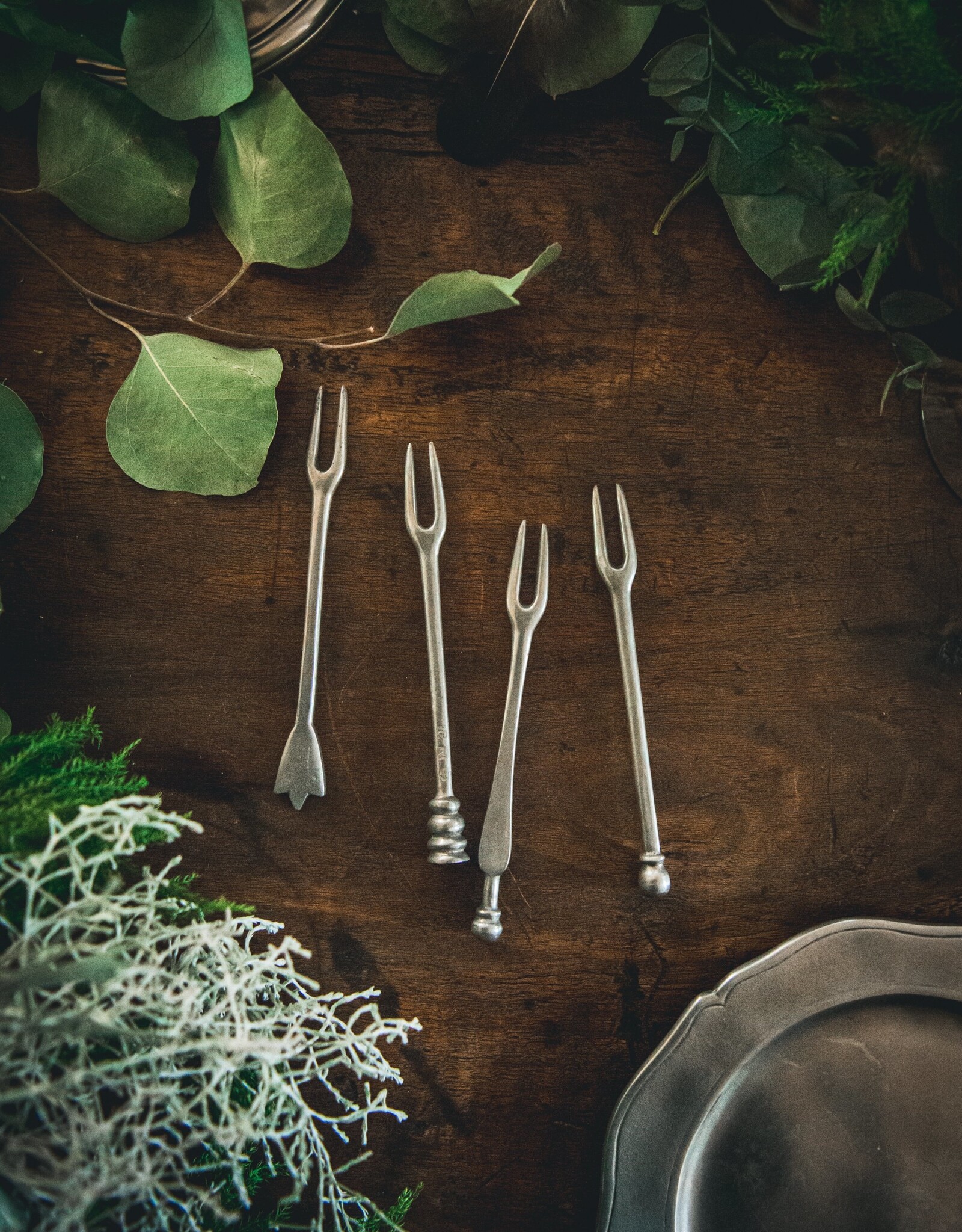 Gabriella Two Prong Olive Fork, 1031.9