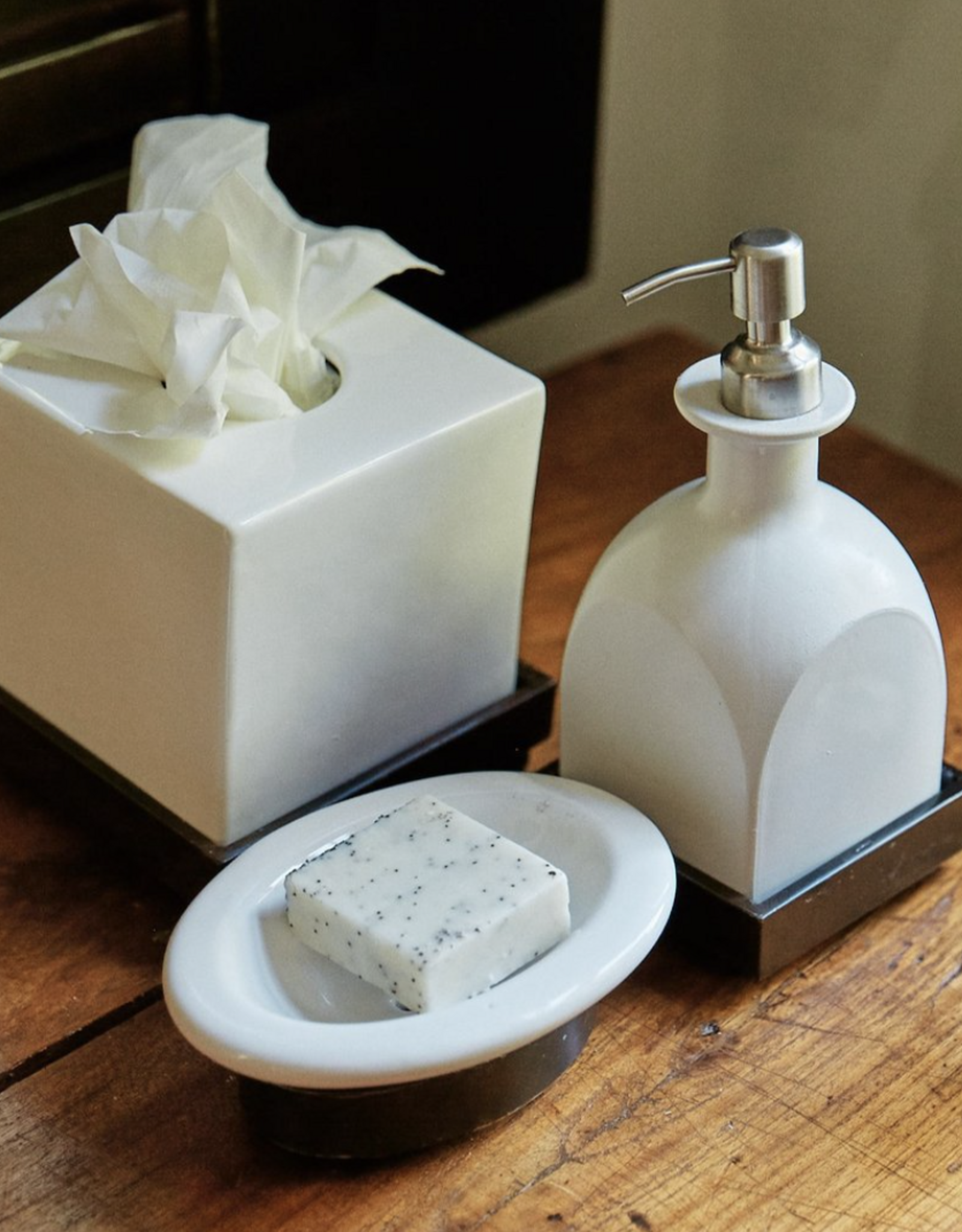 Ceramica Blanca Tissue Box (L)