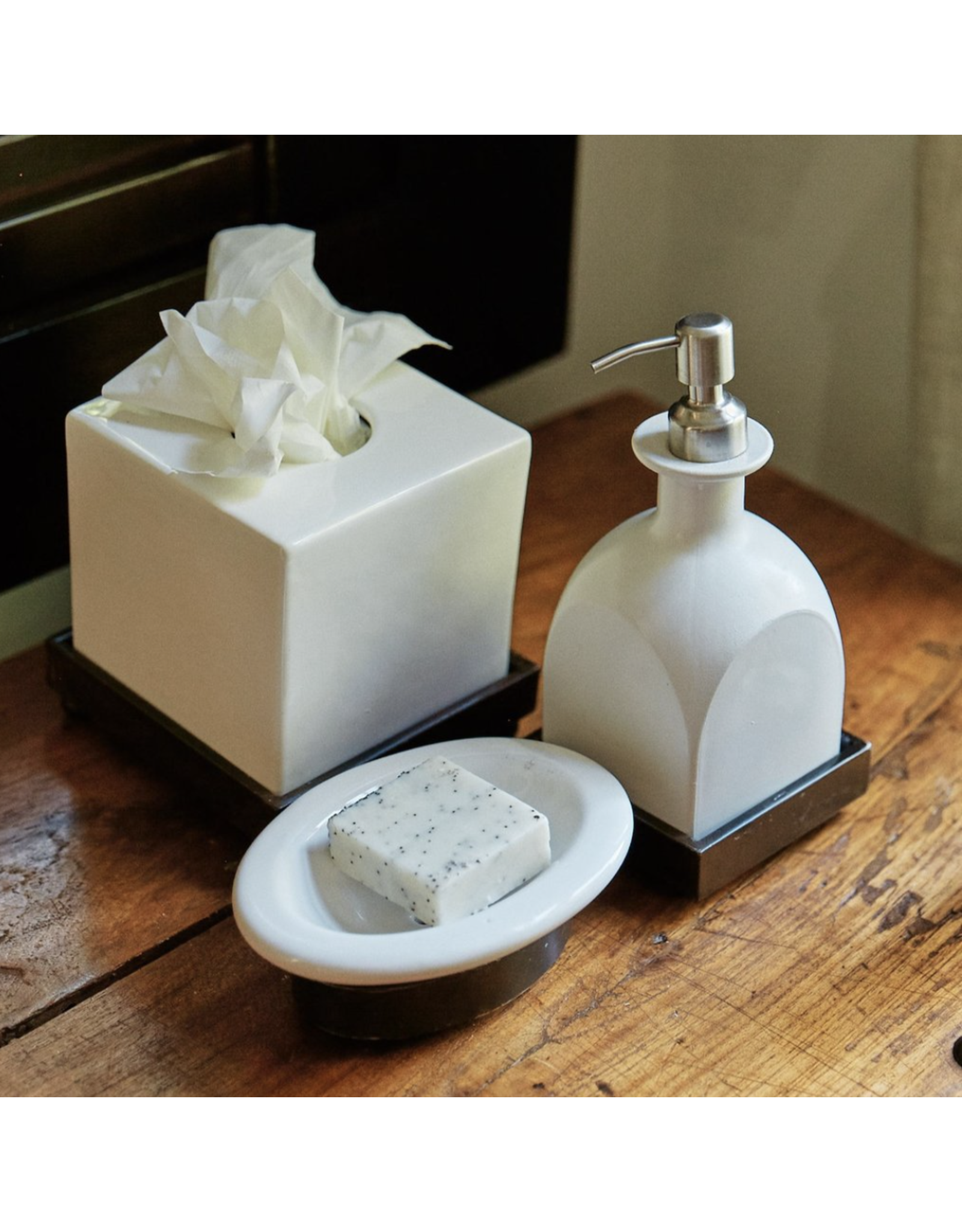 Ceramica Blanca Tissue Box (L)