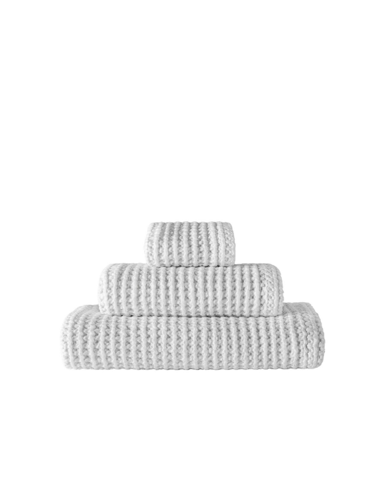 Aura White Bath Towel 28 x 55