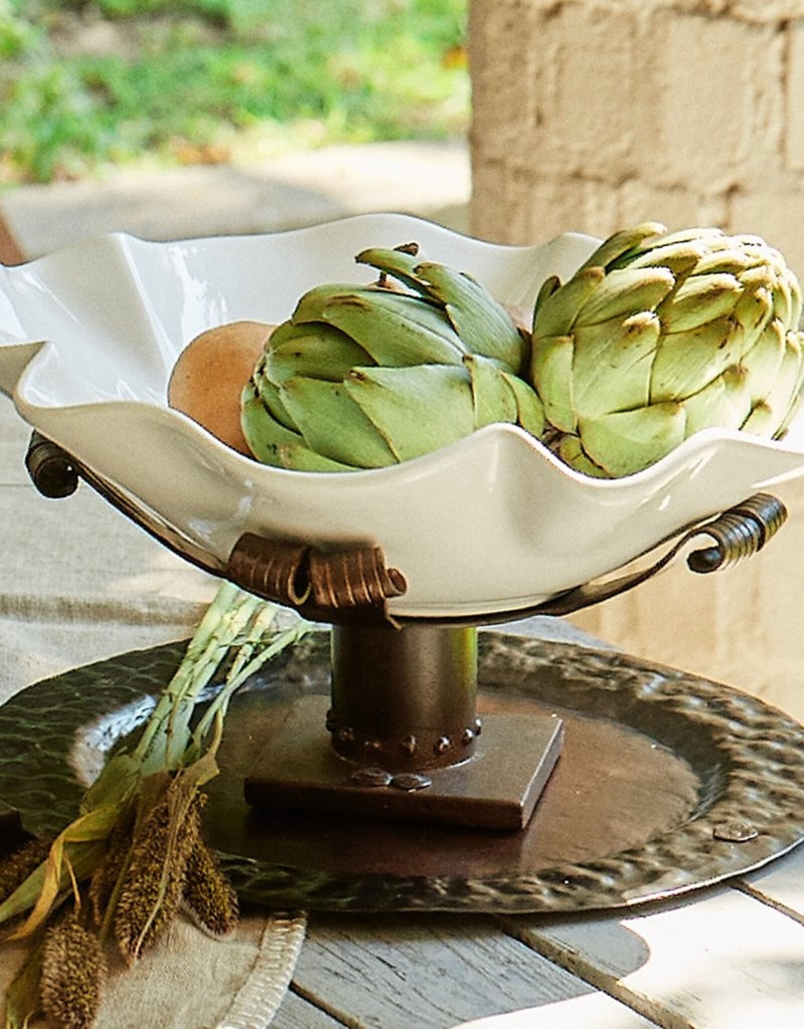 Double Hammered Charger, 14"