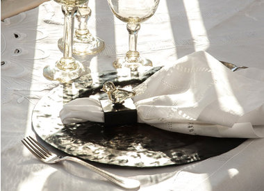 Chargers, Napkin Rings & Placemats