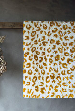 Leopard Rug, White/Gold 28x47 (L)