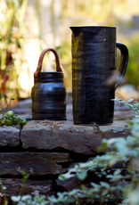 Bare Pitcher, Mussel