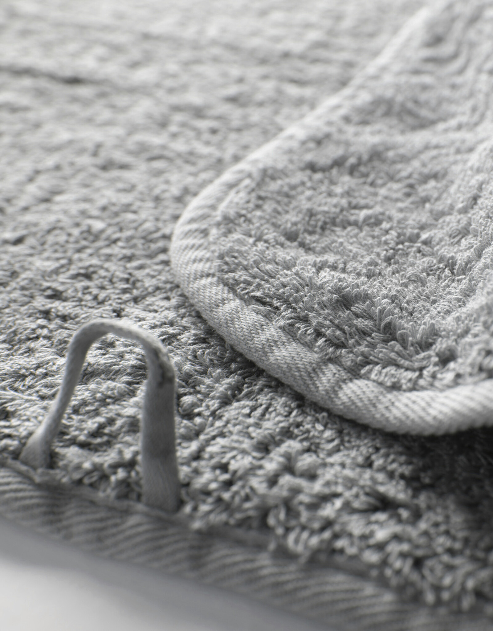 Egoist Anthracite Hand Towel 18 x 30 (L)