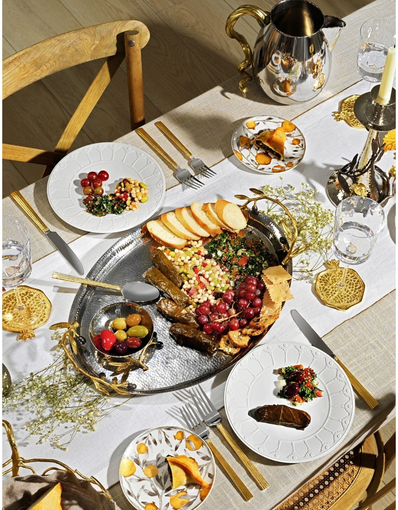 Palace Dinner Plate