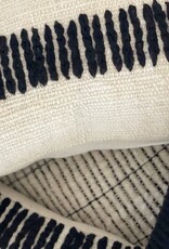 Black & White Chain Stitch, Chile 24x15