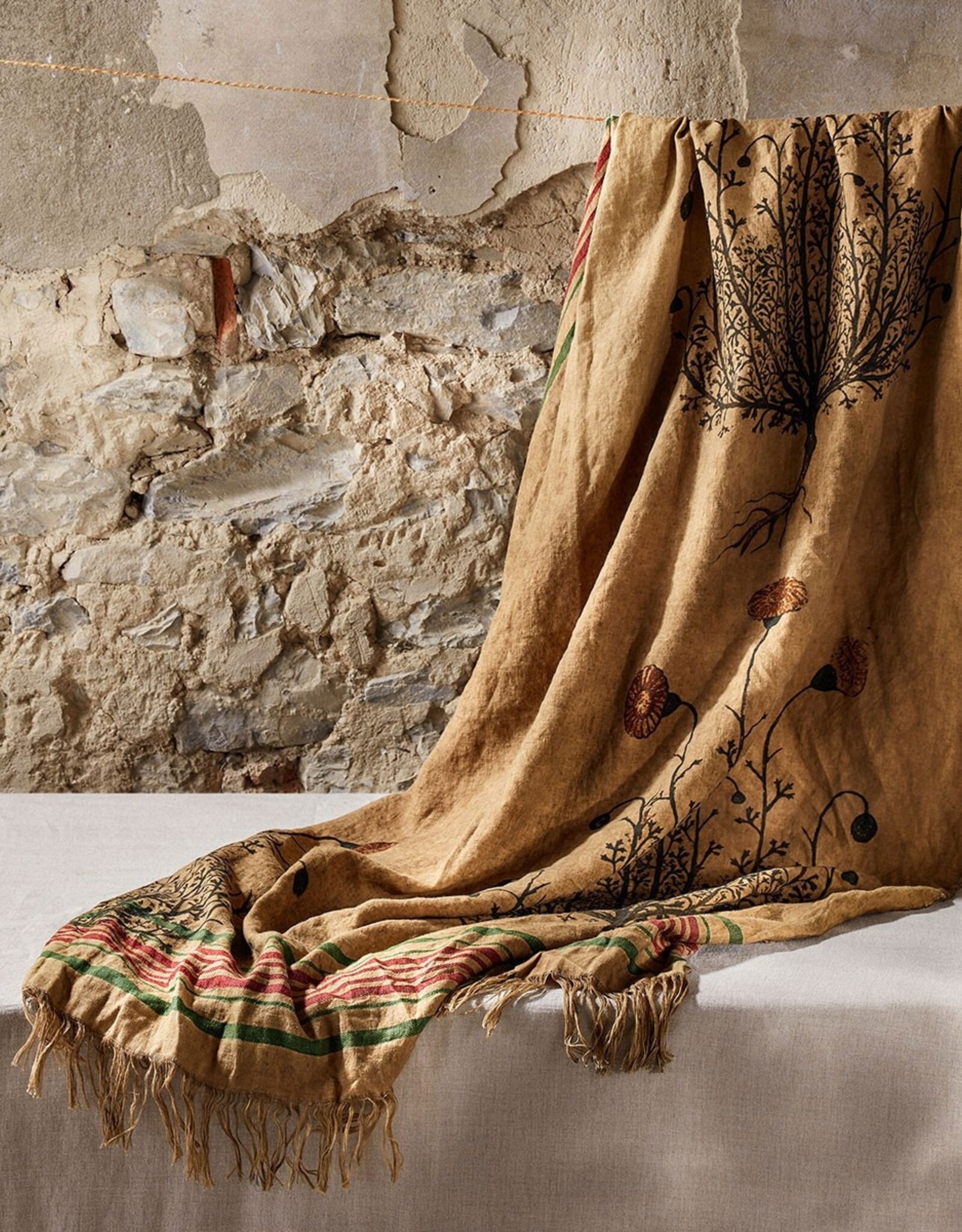 House of Lyria Zacinto Throw