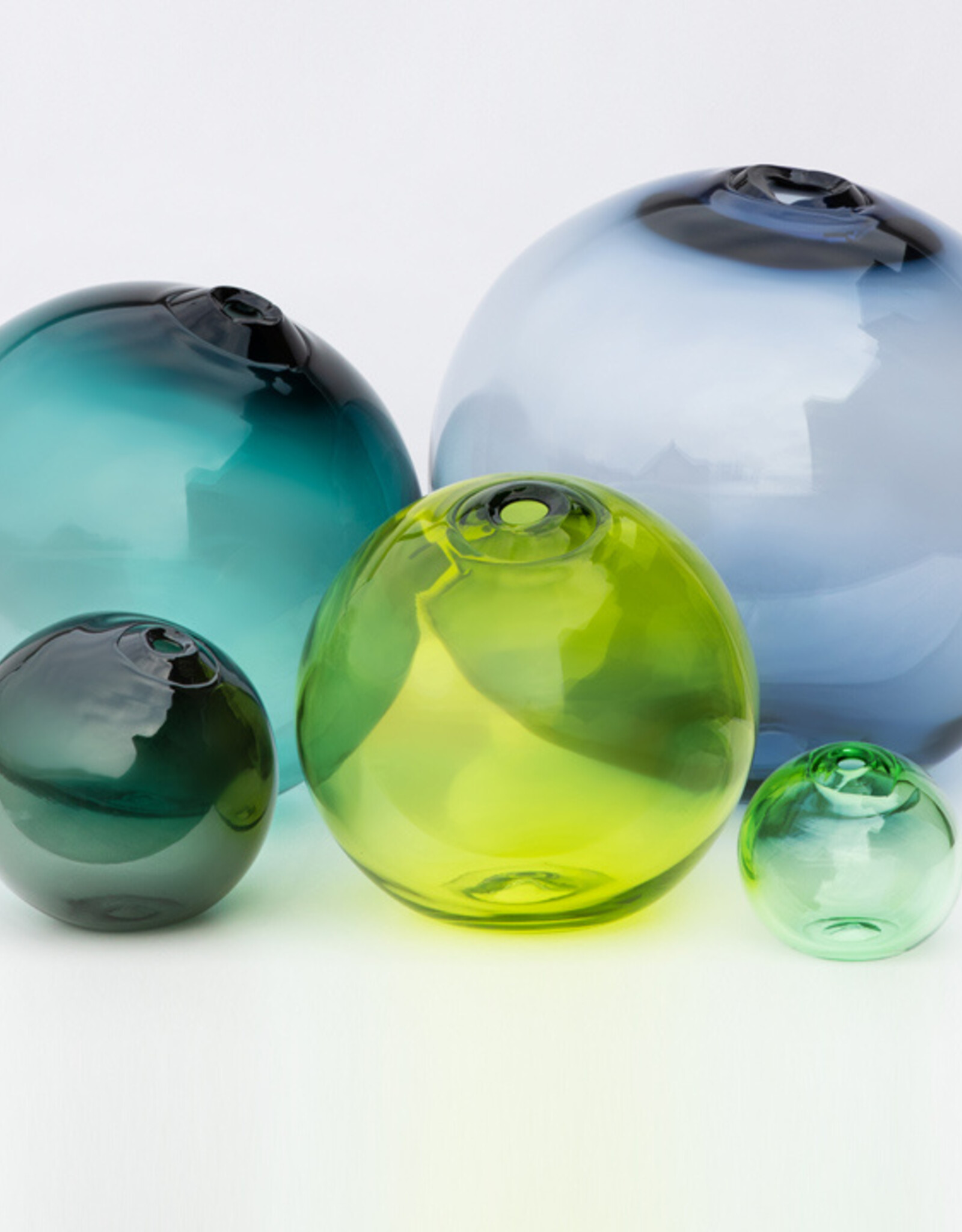 Float Vessel, Smoke 8"