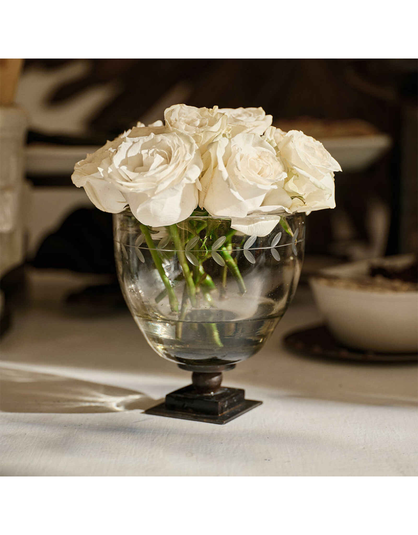 Mama-Cita Bowl W/ Etched Bowl & Raised Iron Stand
