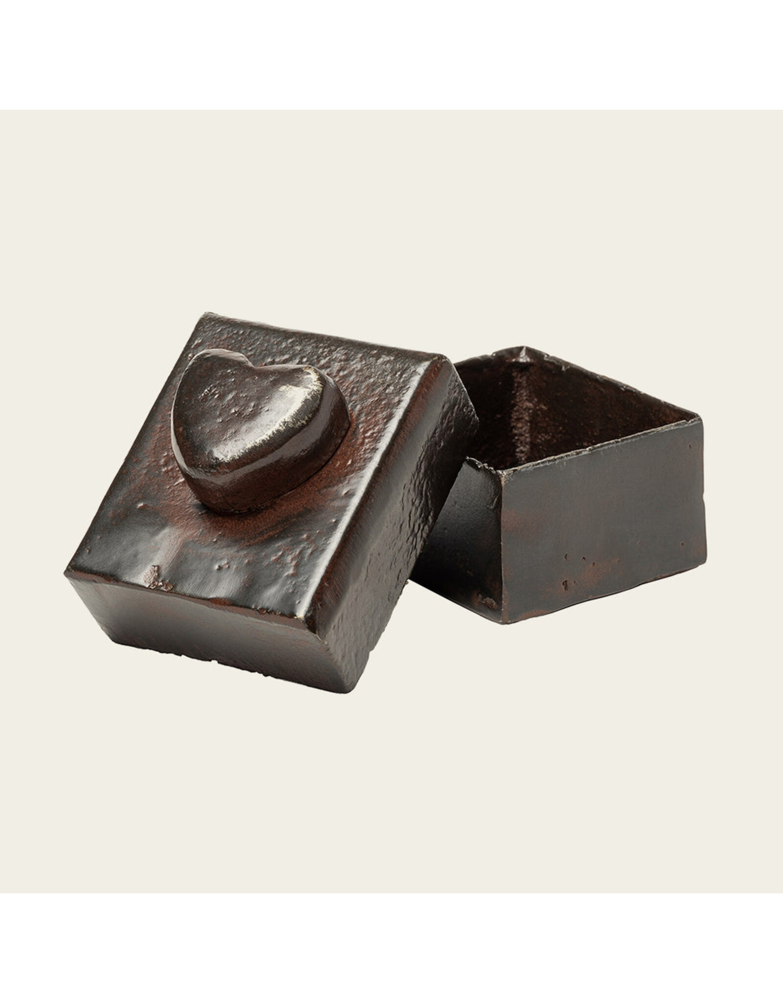 El Corazon Box W/ Heart Wax Cast Iron On Lid