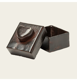 El Corazon Box W/ Heart Wax Cast Iron On Lid