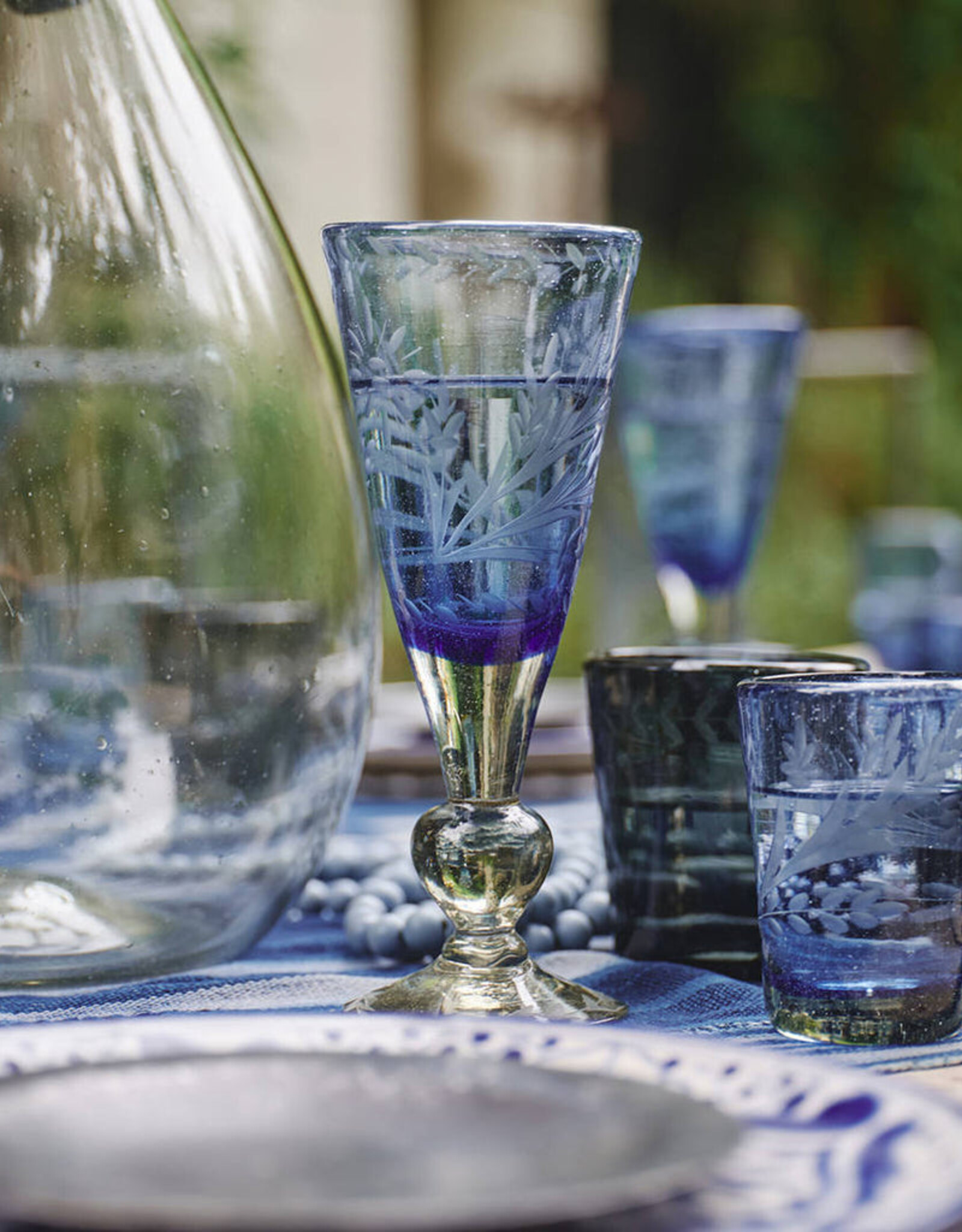 Frances Goblet, Blue