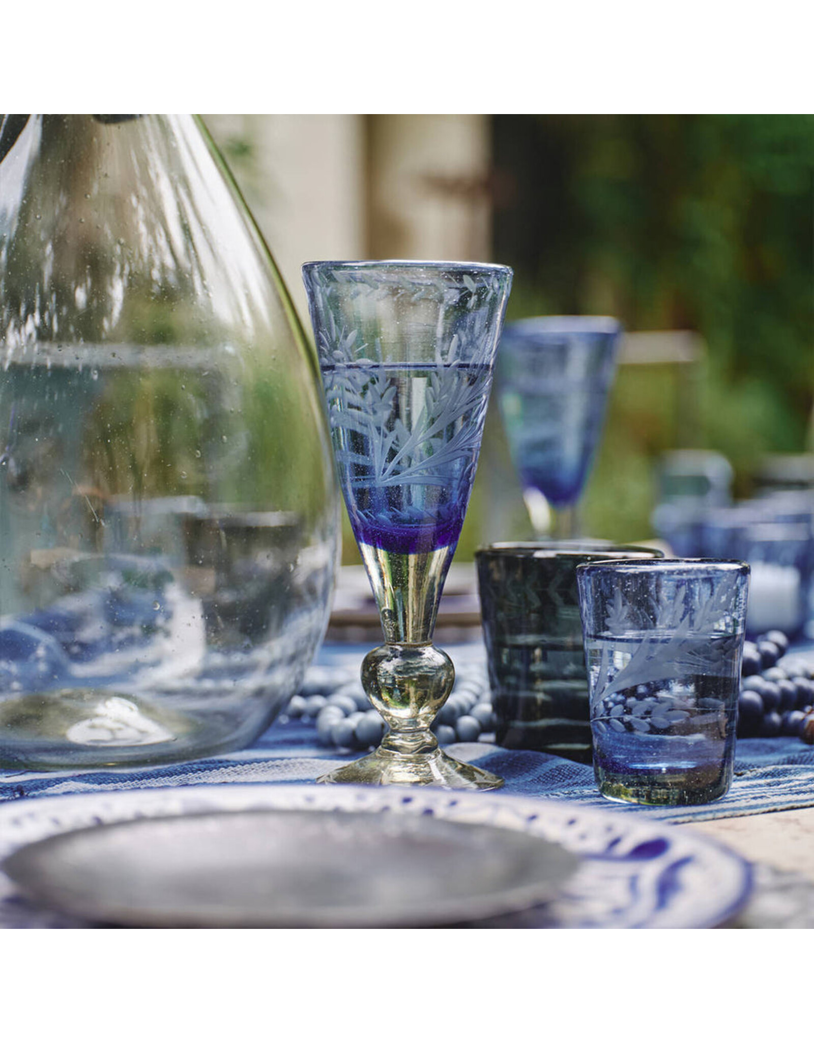 Frances Goblet, Blue