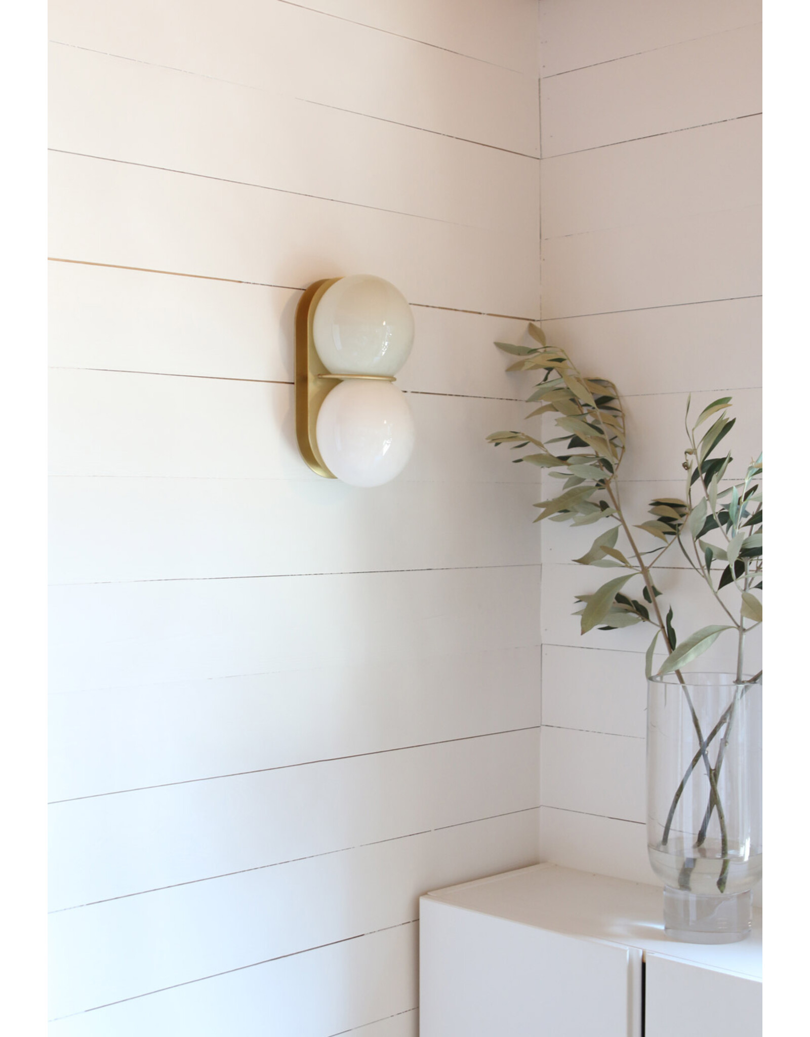 Twin 2.0 Sconce, White & Brass