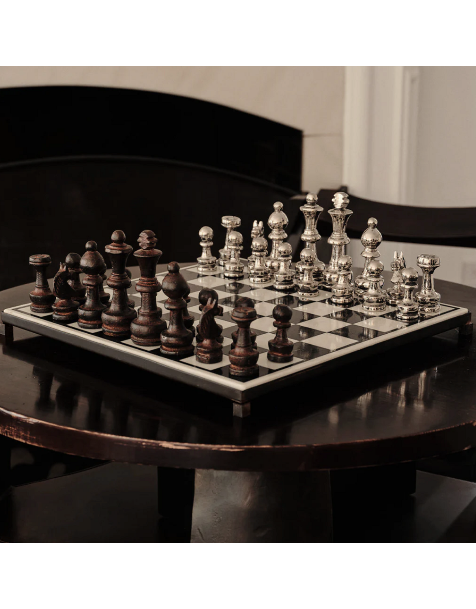 Checkmate Chess Set