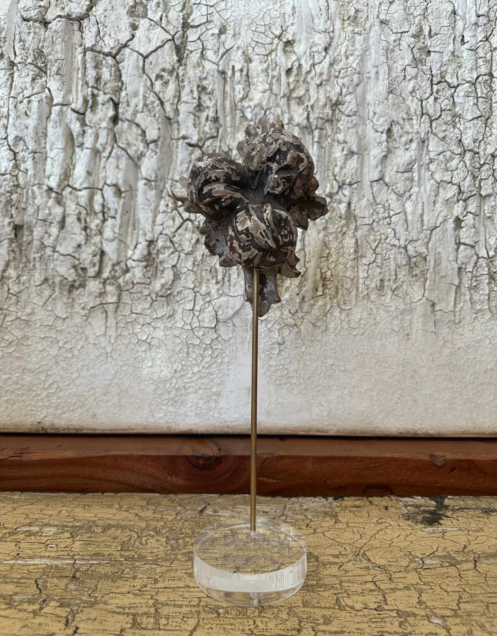 Carved Flowers Lucite, Italy 19th c, 14.25H