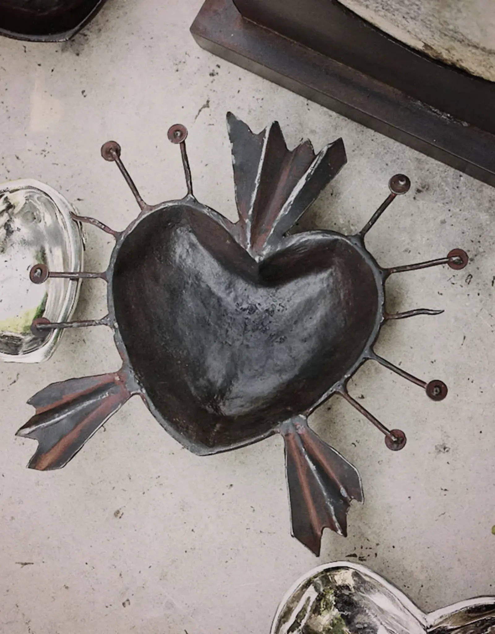 Corona d'Luz Corazon Dish