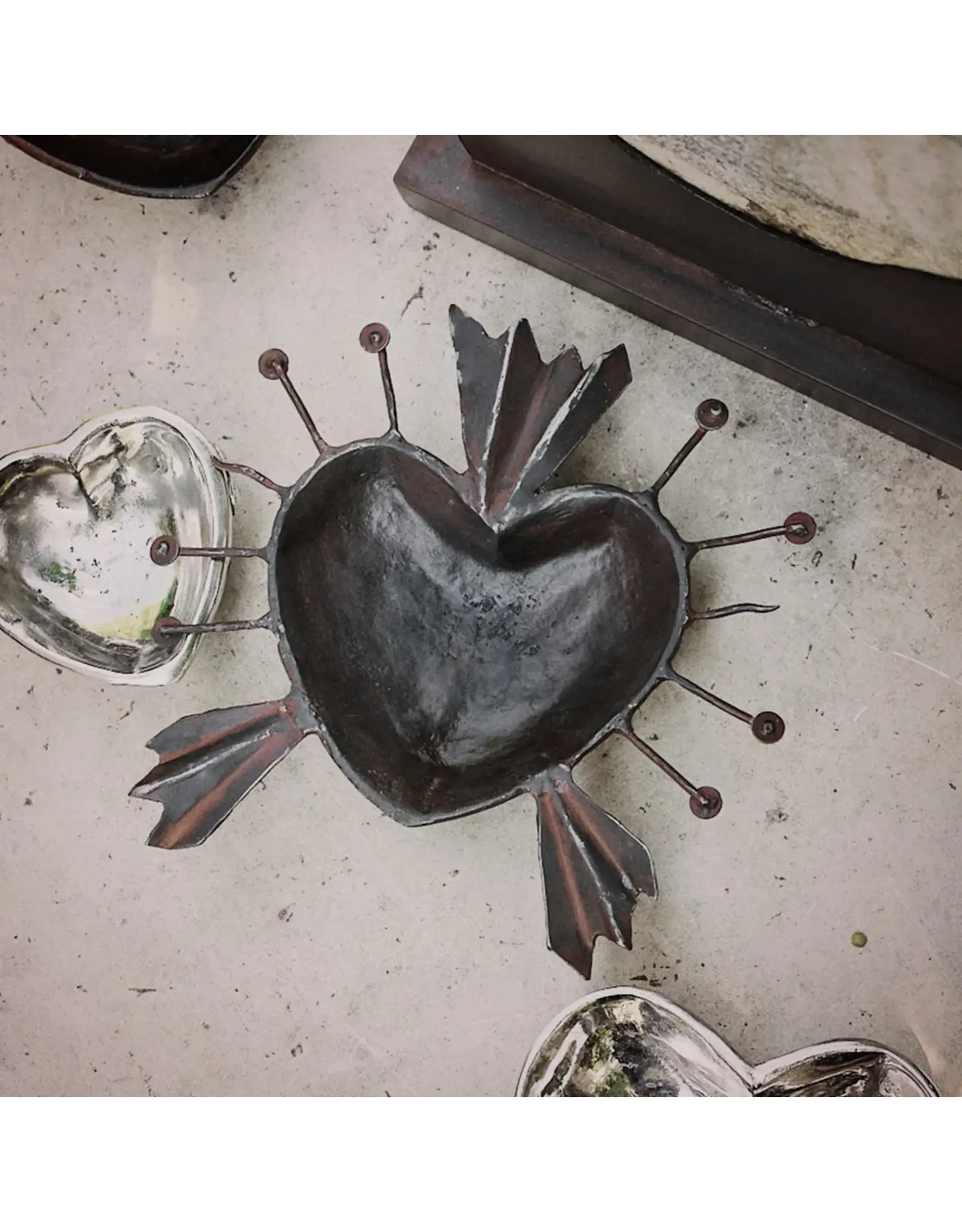 Corona d'Luz Corazon Dish