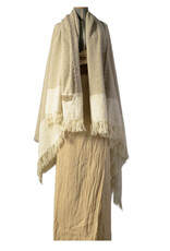 House of Lyria Hela Throw, D2 Col.1