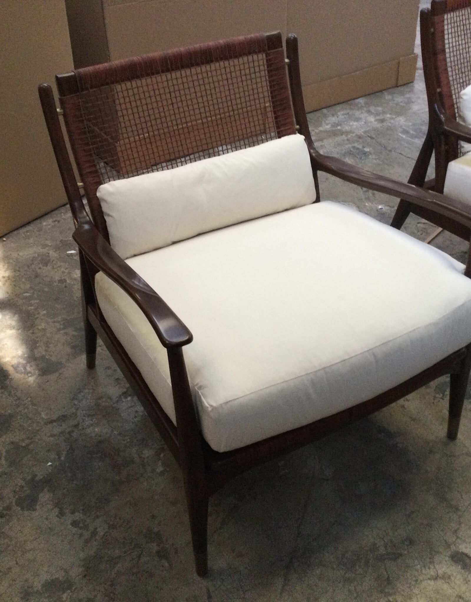 Bans Chair, Dark Distressed