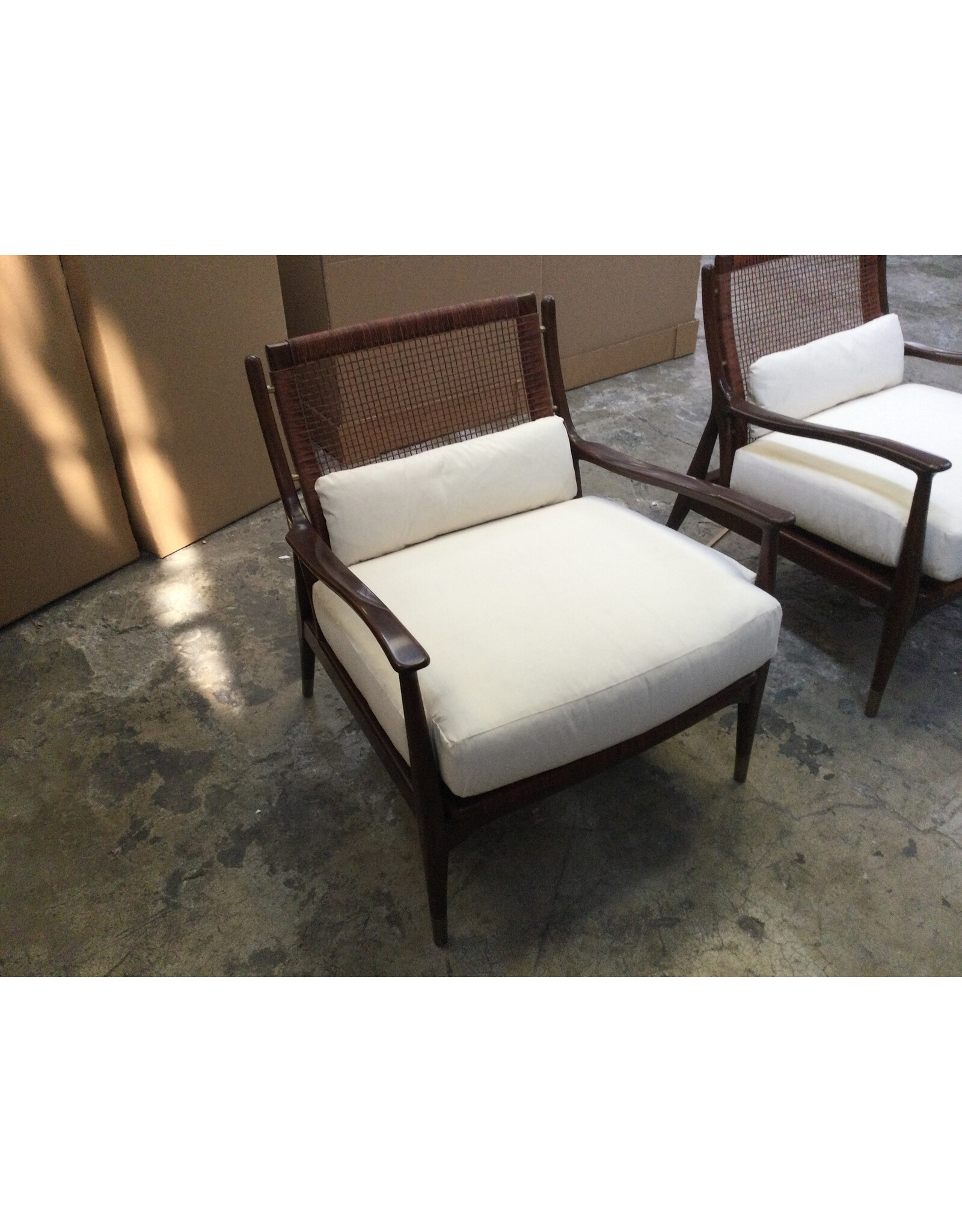 Bans Chair, Dark Distressed