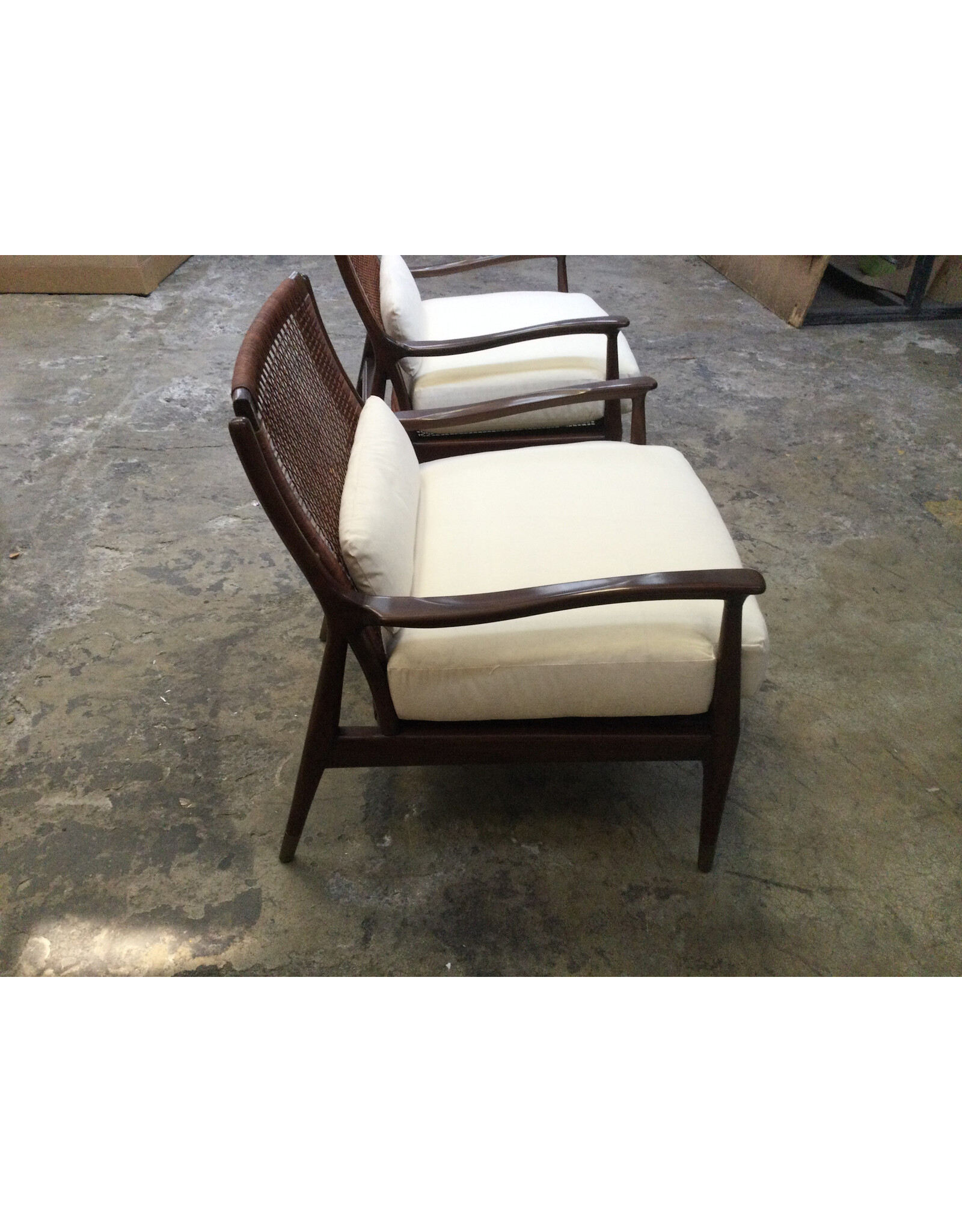 Bans Chair, Dark Distressed