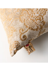 House of Lyria Sponge Pillow, 22x22