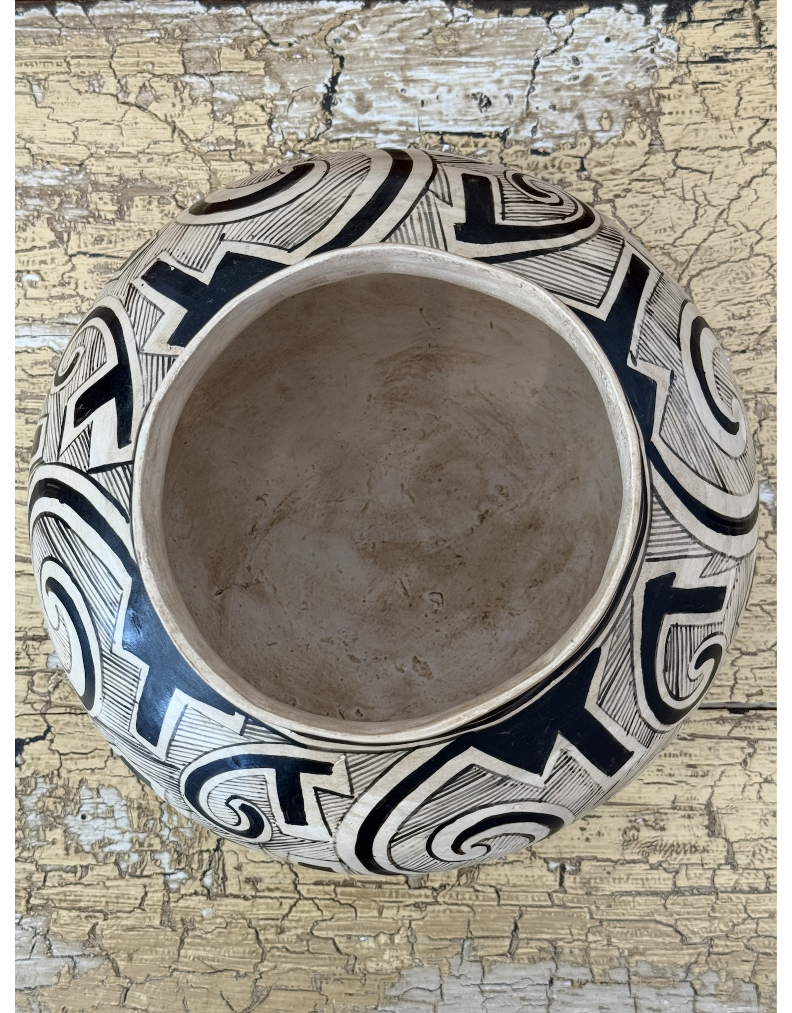 Zuni Design Porcelain Pot
