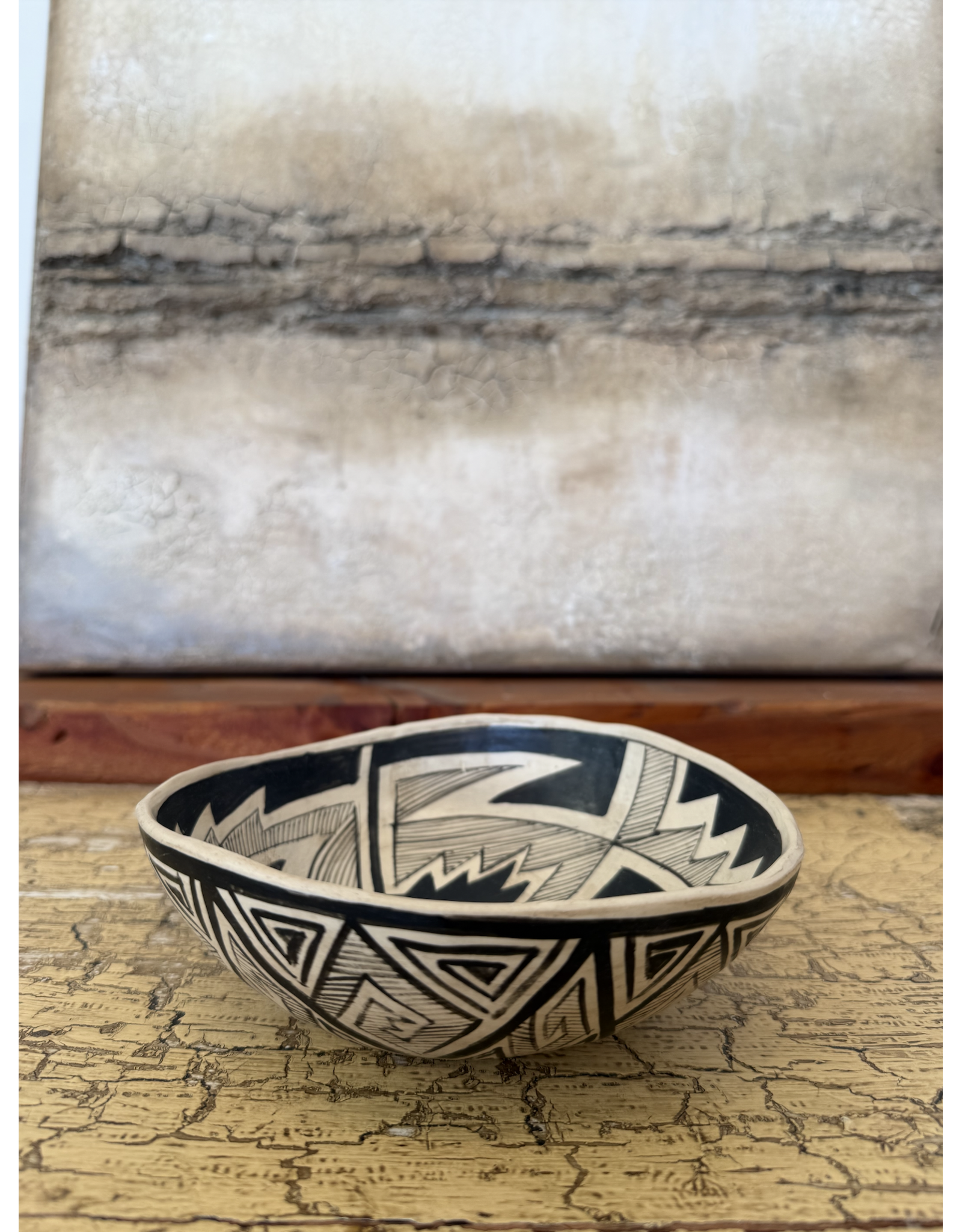 Zuni Design Porcelain Bowl w/ Circle