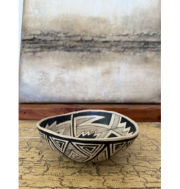 Zuni Design Porcelain Bowl w/ Circle