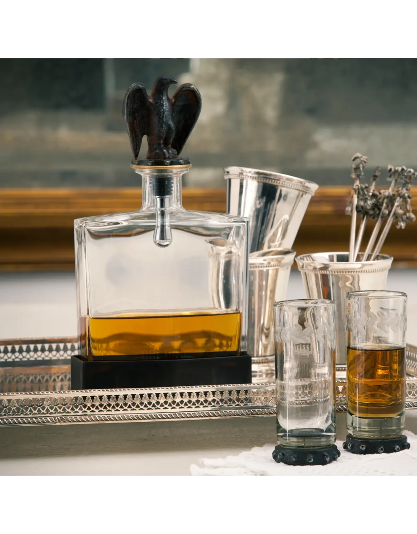Aguila Decanter w/ Eagle Topper & Iron Stand