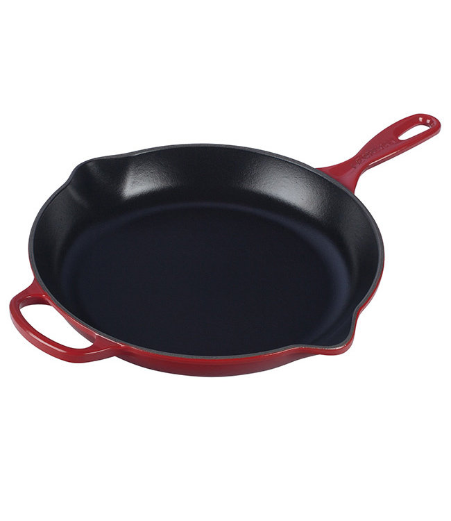 IRON HANDLE SKILLET