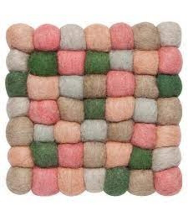 WOOL FELT DOT TRIVET