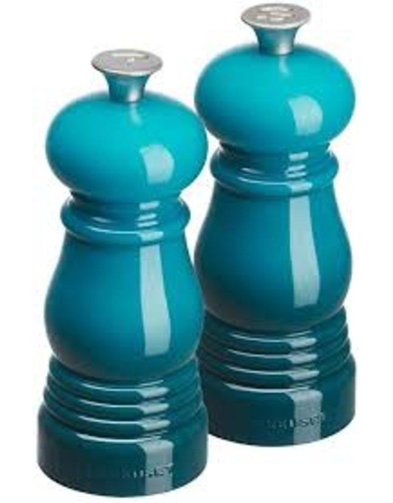 Le Creuset Petite Salt and Pepper Caribbean Blue 5"