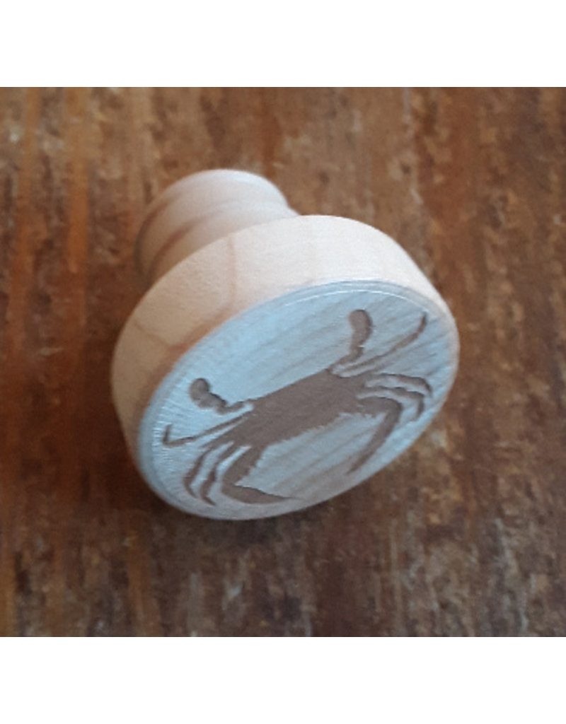 Tangico Wooden WineO Bottle Stopper Engraved Crab