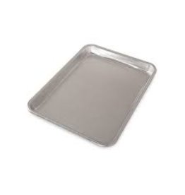 Nordic Ware Quarter Sheet Pan, Rimmed ciw